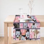 Geometrik Şekil İçinde Modern Gül Tasarımlı Runner Realhomes