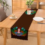 Kahverengi Zeminde Özel Tasarım Frida Kahlo Baskılı Runner Realhomes