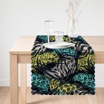 Siyah Zeminde Renkli Yaprak Motifli Özel Tasarım Runner Realhomes