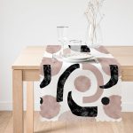 Beyaz Zeminde Soyut Geometrik Çizim Motifli Runner Realhomes