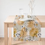 - Runner-5347-1 - Realhomes  Tropik Gold Yapraklar Üzerinde Antik Yunan Tanrısı Desenli Runner Realhomes