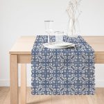 Lacivert Kot Zemin Üzerinde Yön Baskılı Runner Realhomes