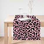 - Runner-7367-1 - Realhomes Siyah Zemin Üzerinde Pembe Renkli Çizim Dijital Baskılı Modern Runner Realhomes