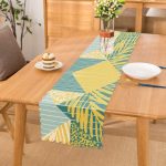 Renkli Zemin Üzerinde Geometrik Desenli Yaprak Motifli Dijital Baskılı Modern Runner Realhomes