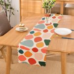 Beyaz Zemin Üzerinde Geometrik Desenli Dijital Baskılı Modern Runner Realhomes