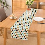 Beyaz Zemin Üzerinde Gold Detaylı Geometrik Desenli Dijital Baskılı Modern Runner Realhomes