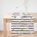 Beyaz Zeminde Siyah Çizgili Renkli Yıldız Desenli Dijital Baskılı Modern Runner Realhomes