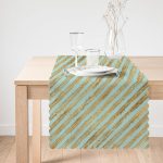 Renkli Zemin Üzerinde Gold Detaylı Yatay Çizgili Dijital Baskılı Modern Runner Realhomes