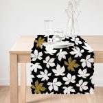 - Runner-8517-1 - Realhomes Siyah Zemin Üzerinde Gold Detaylı Beyaz Çiçek Desenli Dijital Baskılı Modern Runner Realhomes