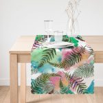 Beyaz Zeminde Renkli Soyut Çizimli Yaprak Desenli Dijital Baskılı Modern Runner Realhomes