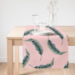 Pastel Zemin Üzerinde Yeşil Yaprak Desenli Dijital Baskılı Modern Runner Realhomes