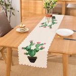 - Runner-8863 - Realhomes Beyaz Zemin Üzerinde Kaktüs Desenli Dijital Baskılı Modern Runner Realhomes