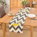 Flamingo Desenli Dekoratif Runner Realhomes