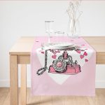 - SuetRunner-10003 - Realhomes Pembe Zemin Kalpli Antika Telefon Tasarımlı Dijital Baskılı Dekoratif Süet Runner Realhomes