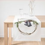 - SuetRunner-10170 - Realhomes  Çanlı Çelenk Tasarımlı Dijital Baskılı Modern Süet Runner Realhomes