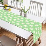 - SuetRunner-10379-1 - Realhomes Yeşil Zemin Papatya Özel Tasarımlı Dijital Baskılı Modern Süet Runner Realhomes