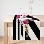 - SuetRunner-3994-2 - Realhomes  Siyah Beyaz Zeminde Çiçek Desenli Özel Tasarım Dijital Baskılı Modern Süet Runner Realhomes