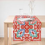 Beyaz Zemin Üzerinde Çini Desenli Dijital Baskılı Modern Süet Runner Realhomes