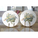 Beyaz Zemin Çiçek Motifli Dijital Baskılı Modern 2'li Yuvarlak Servis Altlığı – Supla Realhomes