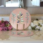 Kahve Zeminli Çiçek Tasarımlı Dijital Baskılı Dekoratif 2'li Yuvarlak Servis Altlığı – Supla Realhomes