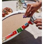 Minyatür Kırmızı Ev Çizimli Dijital Baskılı Dekoratif 2'li Yuvarlak Servis Altlığı – Supla Realhomes