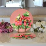 Pembe Zemin Çam Yapraklı Mum Tasarımlı Dijital Baskılı Modern 2'li Yuvarlak Servis Altlığı – Supla Realhomes