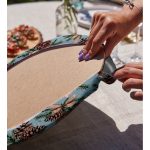 Mavi Zemin Kozalak Tasarımlı Dijital Baskılı Modern 2'li Yuvarlak Servis Altlığı – Supla Realhomes