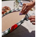 Gri Ekose Zemin & Kırmızı Kuş Tasarımlı  Dijital Baskılı Dekoratif 2'li Yuvarlak Servis Altlığı – Supla Realhomes