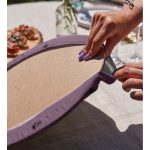 - Supla2li-10223-Mor-Zemin-Kalp-Motifli-Dijital-Baskili-Modern-2li-Yuvarlak-Servis-Altligi-–-Supla-3 - Realhomes Mor Zemin Kalp Motifli Dijital Baskılı Modern 2'li Yuvarlak Servis Altlığı – Supla Realhomes