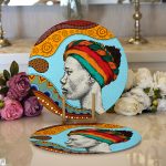 - Supla2li-10254-Etnik-Turbanli-Afrika-Kadin-Tasarimli-Dijital-Baskili-Dekoratif-2li-Yuvarlak-Servis-Altligi-–-Supla - Realhomes Etnik Türbanlı Afrika Kadın Tasarımlı Dijital Baskılı Dekoratif 2'li Yuvarlak Servis Altlığı – Supla Realhomes