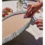 - Supla2li-10279-Soyut-Tarzda-Onedraw-Cizimli-Dijital-Baskili-Modern-2li-Yuvarlak-Servis-Altligi-–-Supla-3 - Realhomes Soyut Tarzda Onedraw Çizimli Dijital Baskılı Modern 2'li Yuvarlak Servis Altlığı – Supla Realhomes