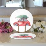 - Supla2li-10356-Christmas-Temali-Araba-Tasarimli-Dijital-Baskili-Dekoratif-2li-Yuvarlak-Servis-Altligi-–-Supla-2 - Realhomes Christmas Temalı Araba Tasarımlı Dijital Baskılı Dekoratif 2'li Yuvarlak Servis Altlığı – Supla Realhomes