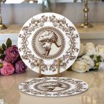 Çiçek Çerçeveli Portre Desenli Dijital Baskılı Dekoratif 2'li Yuvarlak Servis Altlığı – Supla Realhomes