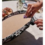 Gül & Portre Motifli Dijital Baskılı Dekoratif 2'li Yuvarlak Servis Altlığı – Supla Realhomes