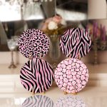 4'lü Pembe & Siyah Zebra Desen Motifli Servis Altlığı & Supla Realhomes