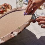 - Supla4lu-Set196-2 - Realhomes  4'lü Renkli Zemin Gül Motifli Servis Altlığı & Supla Realhomes