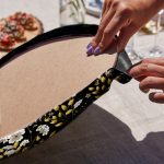 - Supla4lu-Set215-2 - Realhomes 4'lü Siyah Zemin Çiçek Tasarımlı Servis Altlığı & Supla Realhomes