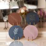 4'lü Renkli Zemin Tüy Motifli Servis Altlığı & Supla Realhomes