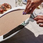 4'lü Beyaz Zeminde Gümüş Ve Gold Yaprak Tasarımlı Servis Altlığı & Supla Realhomes