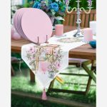 - SuplaRunner-DuzRenkSet-10336-Cicek-Kosesi-Ozel-Tasarim-Dijital-Baskili-Dekoratif-Ucgen-Puskullu-Runner-1-Adet-6-Adet-Pembe-Renkli-Supla - Realhomes  Çiçek Köşesi Özel Tasarım Dijital Baskılı Dekoratif Üçgen Püsküllü Runner 1 Adet & 6 Adet Pembe Rengarenk Supla Realhomes