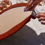 - SuplaRunner-DuzRenkSet-10384-Kaktus-Ozel-Tasarim-Modern-Ucgen-Puskullu-Runner-1-Adet-6-Adet-Kahverengi-Renkli-Supla-2 - Realhomes Kaktüs Özel Tasarım Modern Üçgen Püsküllü Runner 1 Adet & 6 Adet Kahverengi Renkli Supla Realhomes