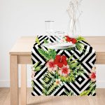 Geometrik Zeminde Çiçek Desenli Özel Tasarım Runner Realhomes