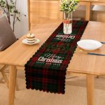 - runner3036 - Realhomes Ekose Zeminde Merry Christmas Baskılı Dekoratif Özel Tasarım Runner Realhomes