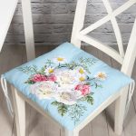 - P158-Gorsel - Realhomes  Çiçek Desenli Pofuduk Kare Sandalye Minderi 40x40cm Düğmeli Realhomes