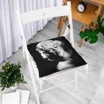 - P16-Gorsel-1 - Realhomes  RealHomes Dijital Baskılı Pofuduk Sandalye Minderi 40 x 40 cm Düğmeli Realhomes