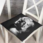 - P16-Gorsel - Realhomes  RealHomes Dijital Baskılı Pofuduk Sandalye Minderi 40 x 40 cm Düğmeli Realhomes