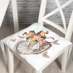 Bisiklet Desenli Pofuduk Kare Sandalye Minderi 40x40cm Düğmeli Realhomes