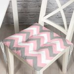 - P2174-Gorsel - Realhomes  RealHomes Özel Tasarım Düğmeli Pofuduk Sandalye Minderi Realhomes