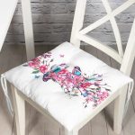 - P2374-Gorsel - Realhomes RealHomes Özel Tasarım Düğmeli Pofuduk Sandalye Minderi Realhomes