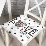 - P2481-Gorsel - Realhomes RealHomes Özel Tasarım Düğmeli Pofuduk Sandalye Minderi Realhomes